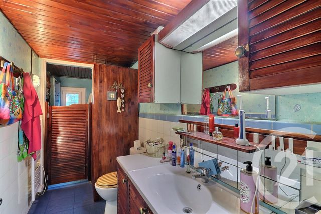 maison à vendre - 7 pièces - 150.0 m2 - FREJUS - 83 - PROVENCE-ALPES-COTE-D-AZUR - Century 21 Sud Habitat