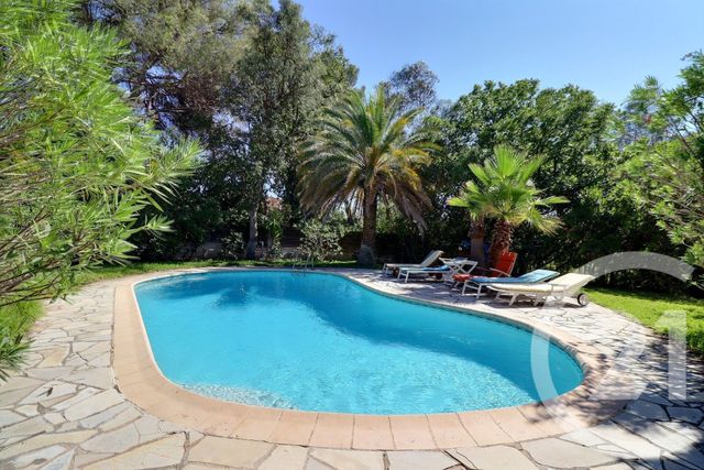 maison à vendre - 7 pièces - 150.0 m2 - FREJUS - 83 - PROVENCE-ALPES-COTE-D-AZUR - Century 21 Sud Habitat