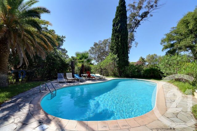 maison à vendre - 7 pièces - 150.0 m2 - FREJUS - 83 - PROVENCE-ALPES-COTE-D-AZUR - Century 21 Sud Habitat