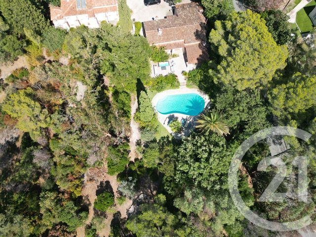 maison à vendre - 7 pièces - 150.0 m2 - FREJUS - 83 - PROVENCE-ALPES-COTE-D-AZUR - Century 21 Sud Habitat