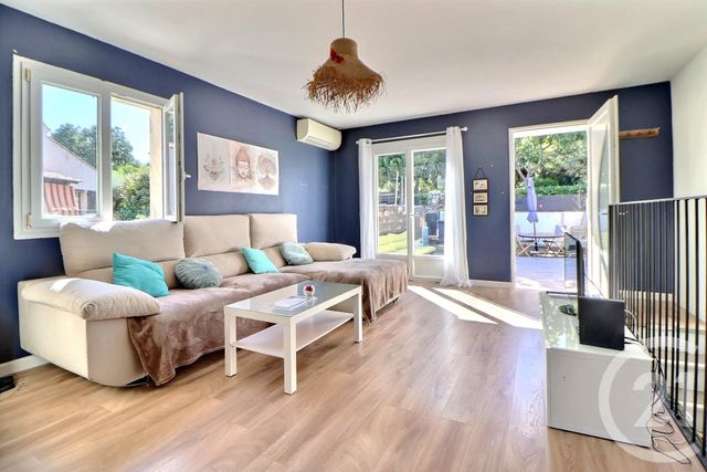 Appartement F3 bis à vendre - 3 pièces - 84.41 m2 - ST RAPHAEL - 83 - PROVENCE-ALPES-COTE-D-AZUR - Century 21 Sud Habitat