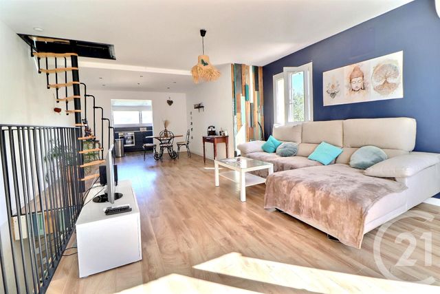 Appartement F3 bis à vendre - 3 pièces - 84.41 m2 - ST RAPHAEL - 83 - PROVENCE-ALPES-COTE-D-AZUR - Century 21 Sud Habitat