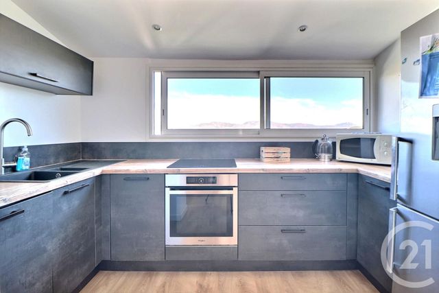 Appartement F3 bis à vendre - 3 pièces - 84.41 m2 - ST RAPHAEL - 83 - PROVENCE-ALPES-COTE-D-AZUR - Century 21 Sud Habitat