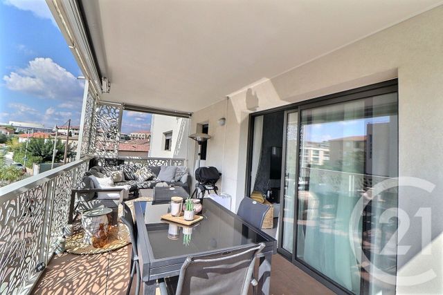 Appartement F3 à vendre - 3 pièces - 68.4 m2 - FREJUS - 83 - PROVENCE-ALPES-COTE-D-AZUR - Century 21 Sud Habitat