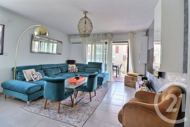 Appartement F3 à vendre - 3 pièces - 68.4 m2 - FREJUS - 83 - PROVENCE-ALPES-COTE-D-AZUR - Century 21 Sud Habitat