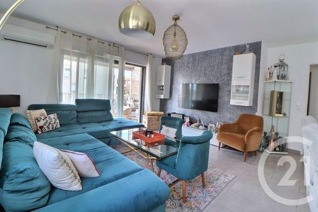 Appartement F3 à vendre - 3 pièces - 68.4 m2 - FREJUS - 83 - PROVENCE-ALPES-COTE-D-AZUR - Century 21 Sud Habitat