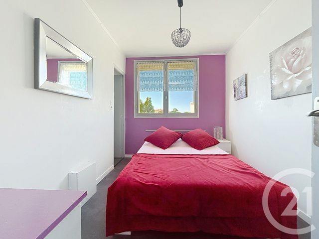 Appartement T3 à vendre - 3 pièces - 53.92 m2 - FREJUS - 83 - PROVENCE-ALPES-COTE-D-AZUR - Century 21 Sud Habitat