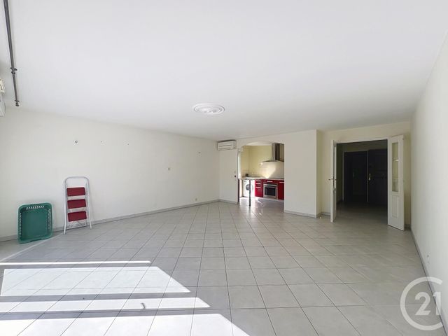 Appartement F3 à vendre - 3 pièces - 76.4 m2 - FREJUS - 83 - PROVENCE-ALPES-COTE-D-AZUR - Century 21 Sud Habitat