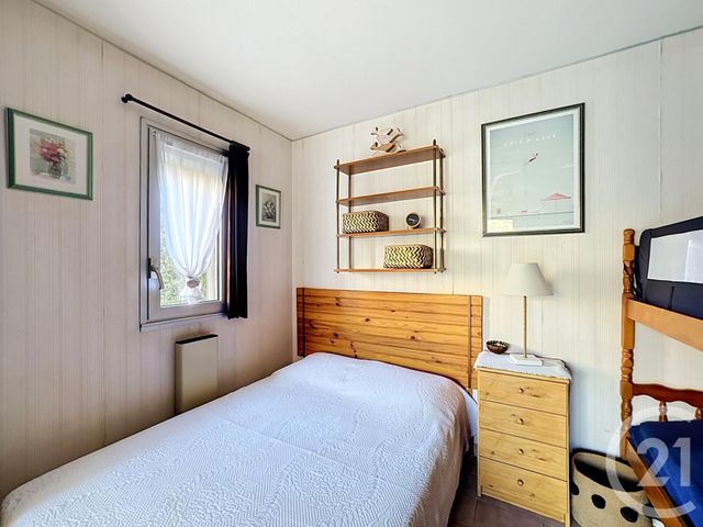 Appartement Studio cabine à vendre - 2 pièces - 22.01 m2 - FREJUS - 83 - PROVENCE-ALPES-COTE-D-AZUR - Century 21 Sud Habitat