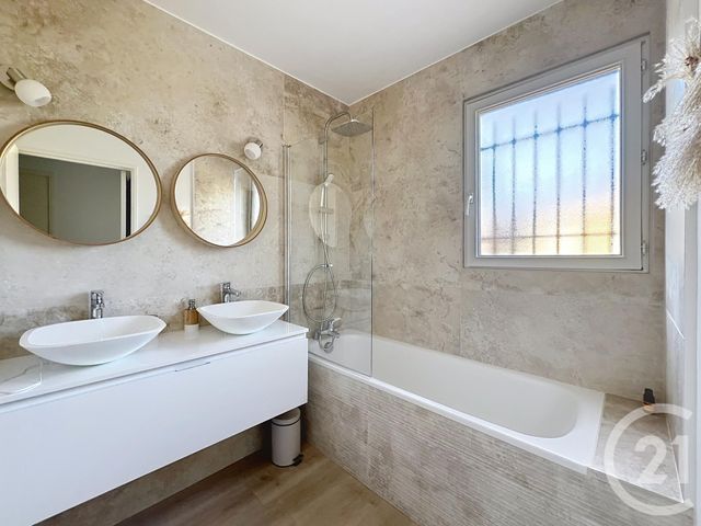 maison à vendre - 4 pièces - 82.77 m2 - FREJUS - 83 - PROVENCE-ALPES-COTE-D-AZUR - Century 21 Sud Habitat