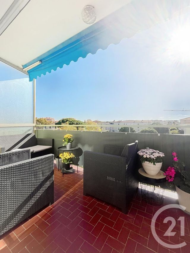 Afficher la photo en grand Appartement F4 à vendre - 4 pièces - 73.0 m2 - FREJUS - 83 - PROVENCE-ALPES-COTE-D-AZUR - Century 21 Sud Habitat