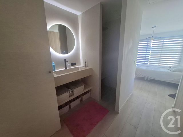 maison à vendre - 4 pièces - 107.0 m2 - ROQUEBRUNE SUR ARGENS - 83 - PROVENCE-ALPES-COTE-D-AZUR - Century 21 Sud Habitat