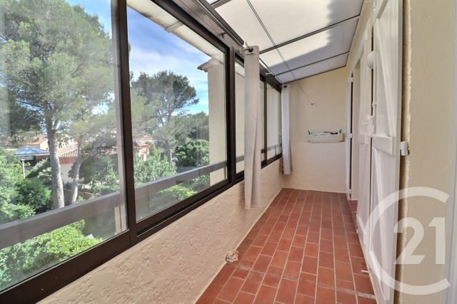 Appartement F3 à vendre - 3 pièces - 44.61 m2 - FREJUS - 83 - PROVENCE-ALPES-COTE-D-AZUR - Century 21 Sud Habitat