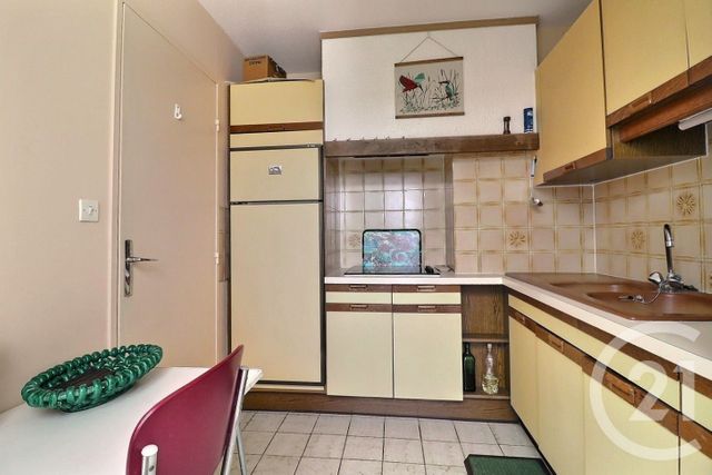 Appartement F3 à vendre - 3 pièces - 44.61 m2 - FREJUS - 83 - PROVENCE-ALPES-COTE-D-AZUR - Century 21 Sud Habitat