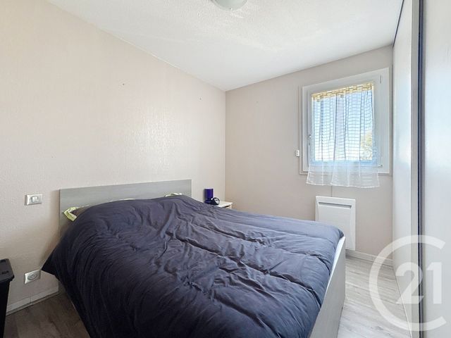 Appartement T2 à vendre - 2 pièces - 37.11 m2 - FREJUS - 83 - PROVENCE-ALPES-COTE-D-AZUR - Century 21 Sud Habitat