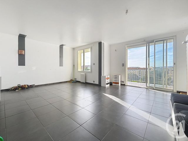 Appartement F4 à vendre - 4 pièces - 72.95 m2 - FREJUS - 83 - PROVENCE-ALPES-COTE-D-AZUR - Century 21 Sud Habitat