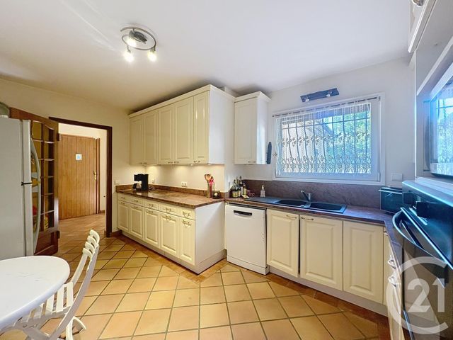 maison à vendre - 8 pièces - 209.49 m2 - FREJUS - 83 - PROVENCE-ALPES-COTE-D-AZUR - Century 21 Sud Habitat