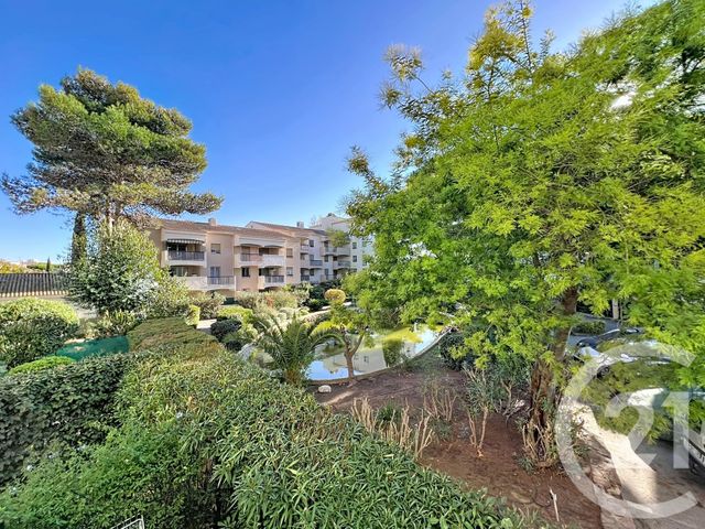 Appartement F2 à vendre - 2 pièces - 42.91 m2 - FREJUS - 83 - PROVENCE-ALPES-COTE-D-AZUR - Century 21 Sud Habitat