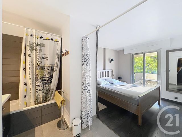 Appartement F2 à vendre - 2 pièces - 42.91 m2 - FREJUS - 83 - PROVENCE-ALPES-COTE-D-AZUR - Century 21 Sud Habitat