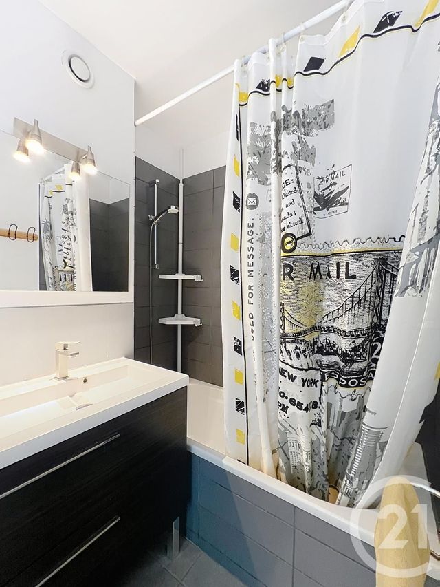 Appartement F2 à vendre - 2 pièces - 42.91 m2 - FREJUS - 83 - PROVENCE-ALPES-COTE-D-AZUR - Century 21 Sud Habitat