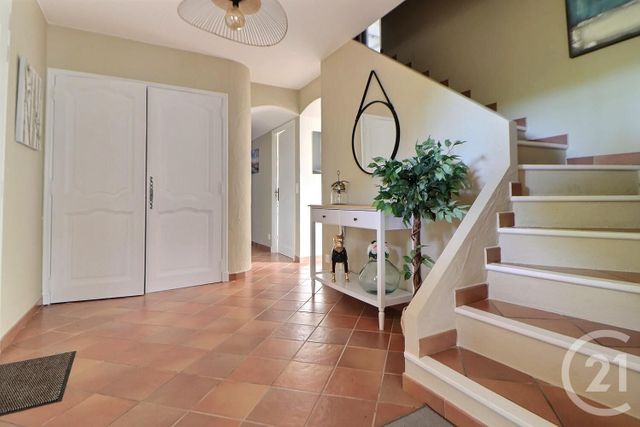 maison à vendre - 5 pièces - 125.0 m2 - FREJUS - 83 - PROVENCE-ALPES-COTE-D-AZUR - Century 21 Sud Habitat