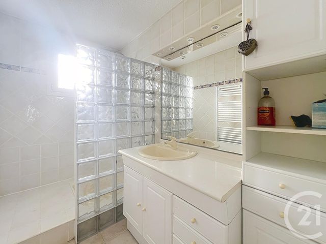 maison à vendre - 5 pièces - 105.96 m2 - FREJUS - 83 - PROVENCE-ALPES-COTE-D-AZUR - Century 21 Sud Habitat