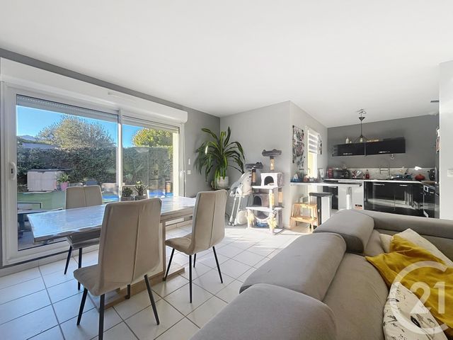 maison à vendre - 4 pièces - 89.0 m2 - ROQUEBRUNE SUR ARGENS - 83 - PROVENCE-ALPES-COTE-D-AZUR - Century 21 Sud Habitat