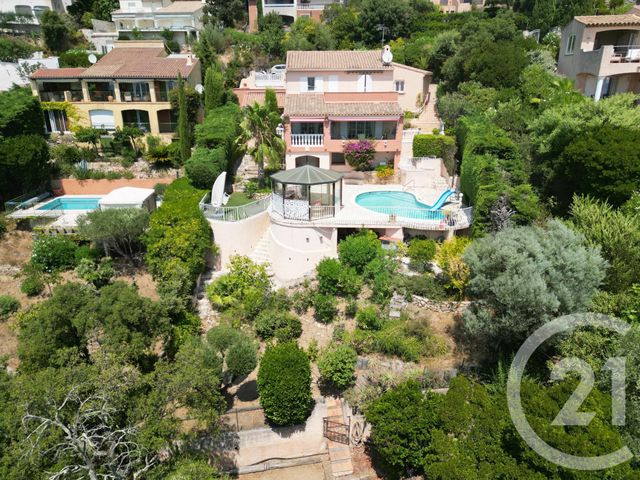 maison à vendre - 7 pièces - 180.0 m2 - ROQUEBRUNE SUR ARGENS - 83 - PROVENCE-ALPES-COTE-D-AZUR - Century 21 Sud Habitat