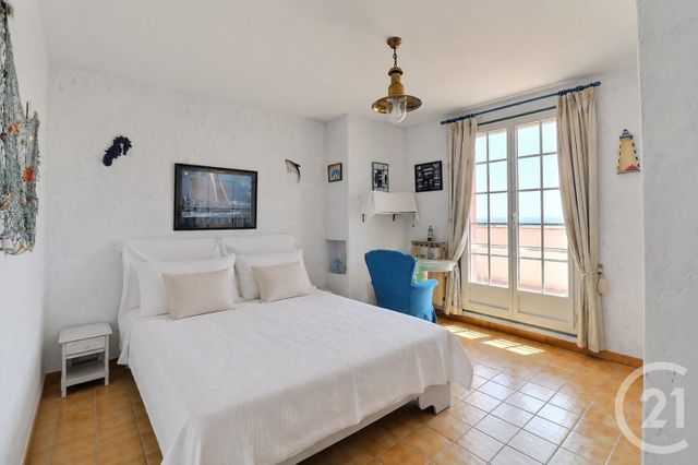 maison à vendre - 7 pièces - 180.0 m2 - ROQUEBRUNE SUR ARGENS - 83 - PROVENCE-ALPES-COTE-D-AZUR - Century 21 Sud Habitat