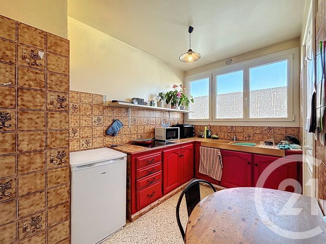 Appartement F3 à vendre - 3 pièces - 71.04 m2 - PUGET SUR ARGENS - 83 - PROVENCE-ALPES-COTE-D-AZUR - Century 21 Sud Habitat