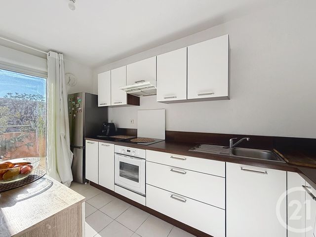 Appartement T3 à vendre - 3 pièces - 82.53 m2 - ST RAPHAEL - 83 - PROVENCE-ALPES-COTE-D-AZUR - Century 21 Sud Habitat