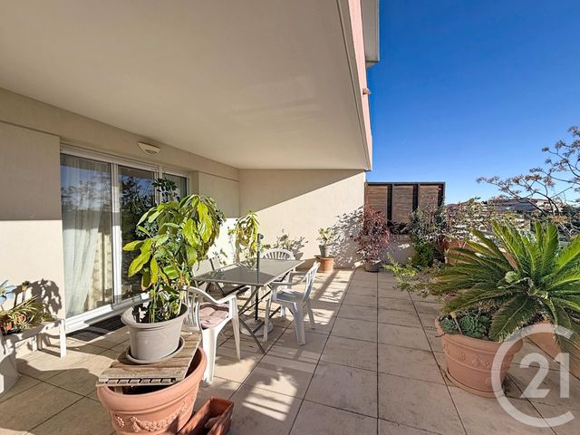 Appartement T3 à vendre - 3 pièces - 82.53 m2 - ST RAPHAEL - 83 - PROVENCE-ALPES-COTE-D-AZUR - Century 21 Sud Habitat