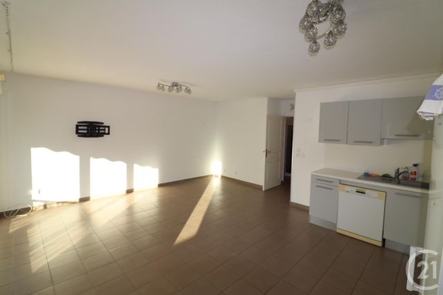 Appartement F3 à vendre - 3 pièces - 65.54 m2 - FREJUS - 83 - PROVENCE-ALPES-COTE-D-AZUR - Century 21 Sud Habitat
