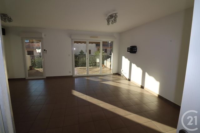 Appartement F3 à vendre - 3 pièces - 65.54 m2 - FREJUS - 83 - PROVENCE-ALPES-COTE-D-AZUR - Century 21 Sud Habitat