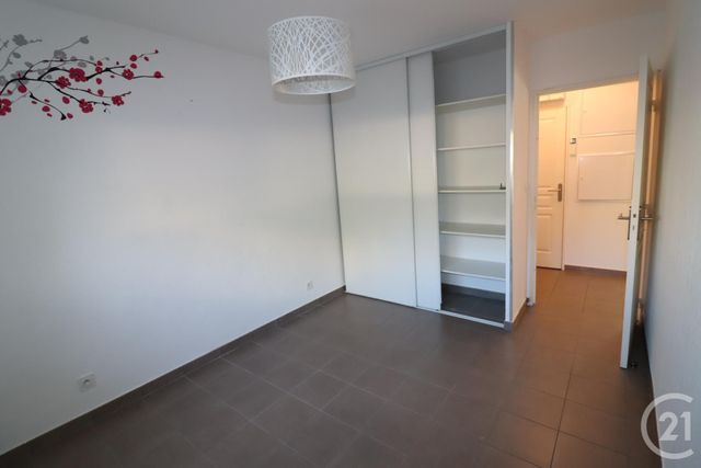 Appartement F3 à vendre - 3 pièces - 65.54 m2 - FREJUS - 83 - PROVENCE-ALPES-COTE-D-AZUR - Century 21 Sud Habitat