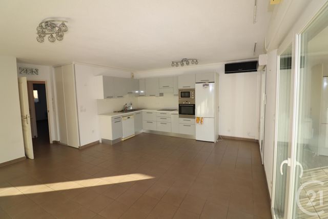Appartement F3 à vendre - 3 pièces - 65.54 m2 - FREJUS - 83 - PROVENCE-ALPES-COTE-D-AZUR - Century 21 Sud Habitat