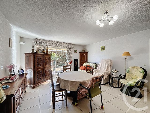 Appartement F4 à vendre - 4 pièces - 87.29 m2 - FREJUS - 83 - PROVENCE-ALPES-COTE-D-AZUR - Century 21 Sud Habitat