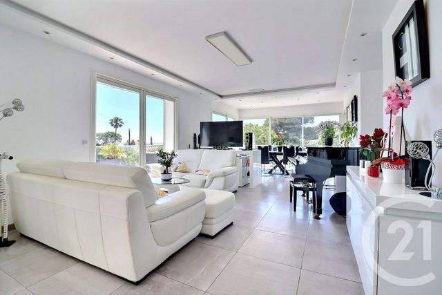 maison à vendre - 7 pièces - 197.82 m2 - ST AYGULF - 83 - PROVENCE-ALPES-COTE-D-AZUR - Century 21 Sud Habitat
