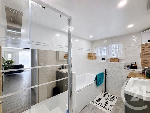 maison à vendre - 7 pièces - 197.82 m2 - ST AYGULF - 83 - PROVENCE-ALPES-COTE-D-AZUR - Century 21 Sud Habitat