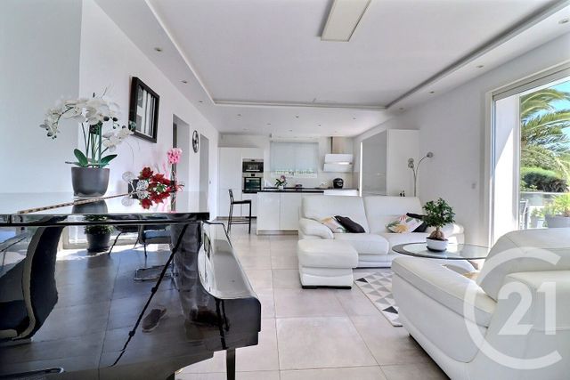 maison à vendre - 7 pièces - 197.82 m2 - ST AYGULF - 83 - PROVENCE-ALPES-COTE-D-AZUR - Century 21 Sud Habitat