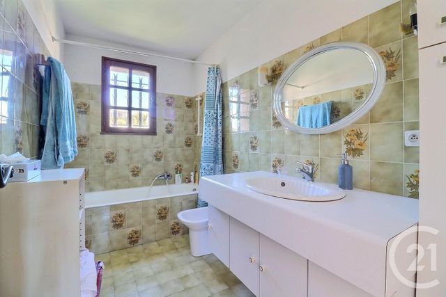 maison à vendre - 7 pièces - 180.0 m2 - ST RAPHAEL - 83 - PROVENCE-ALPES-COTE-D-AZUR - Century 21 Sud Habitat