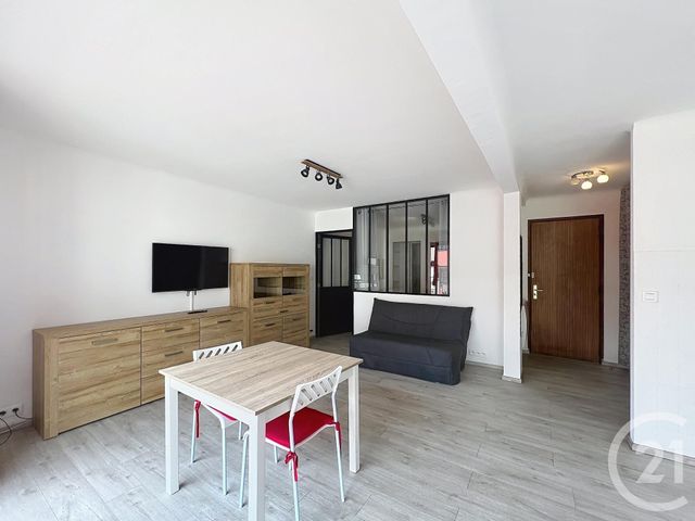 Appartement F2 à vendre - 2 pièces - 43.66 m2 - ST RAPHAEL - 83 - PROVENCE-ALPES-COTE-D-AZUR - Century 21 Sud Habitat