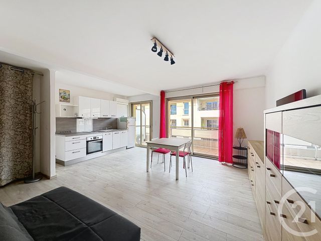 Appartement F2 à vendre - 2 pièces - 43.66 m2 - ST RAPHAEL - 83 - PROVENCE-ALPES-COTE-D-AZUR - Century 21 Sud Habitat