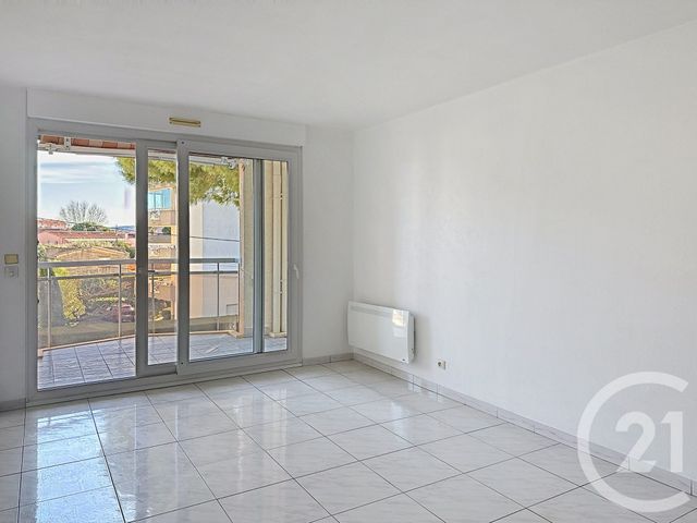 Appartement T2 à vendre - 2 pièces - 42.14 m2 - FREJUS - 83 - PROVENCE-ALPES-COTE-D-AZUR - Century 21 Sud Habitat