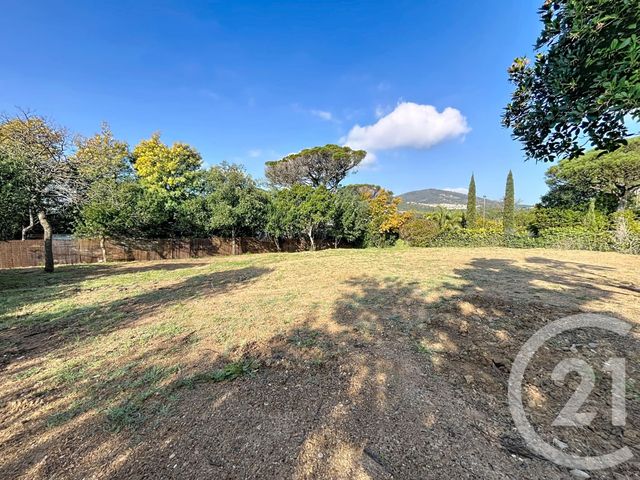 Terrain à vendre ROQUEBRUNE SUR ARGENS