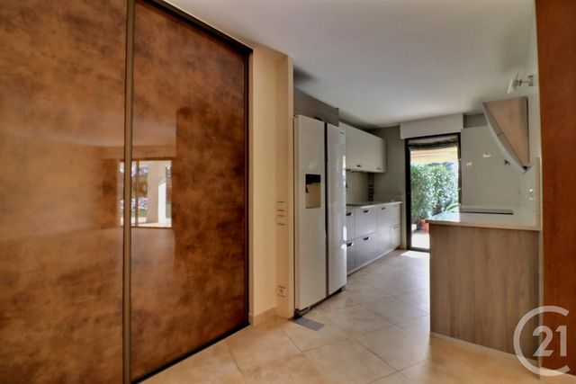 Appartement F3 à vendre - 3 pièces - 100.02 m2 - ST RAPHAEL - 83 - PROVENCE-ALPES-COTE-D-AZUR - Century 21 Sud Habitat