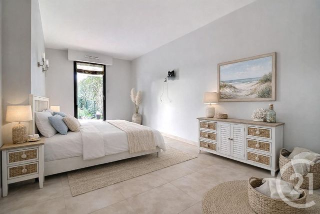 Appartement F3 à vendre - 3 pièces - 100.02 m2 - ST RAPHAEL - 83 - PROVENCE-ALPES-COTE-D-AZUR - Century 21 Sud Habitat