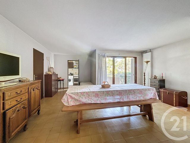 Appartement F2 à vendre - 2 pièces - 54.04 m2 - ST RAPHAEL - 83 - PROVENCE-ALPES-COTE-D-AZUR - Century 21 Sud Habitat