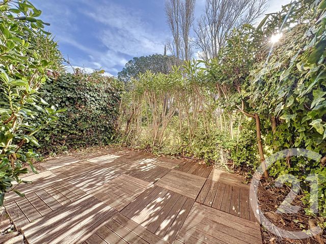 Appartement Studio à vendre - 1 pièce - 21.08 m2 - FREJUS - 83 - PROVENCE-ALPES-COTE-D-AZUR - Century 21 Sud Habitat