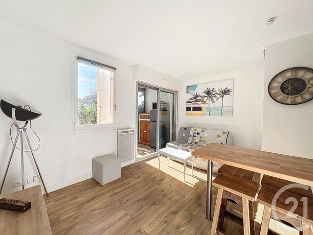Appartement Studio à vendre - 1 pièce - 21.08 m2 - FREJUS - 83 - PROVENCE-ALPES-COTE-D-AZUR - Century 21 Sud Habitat